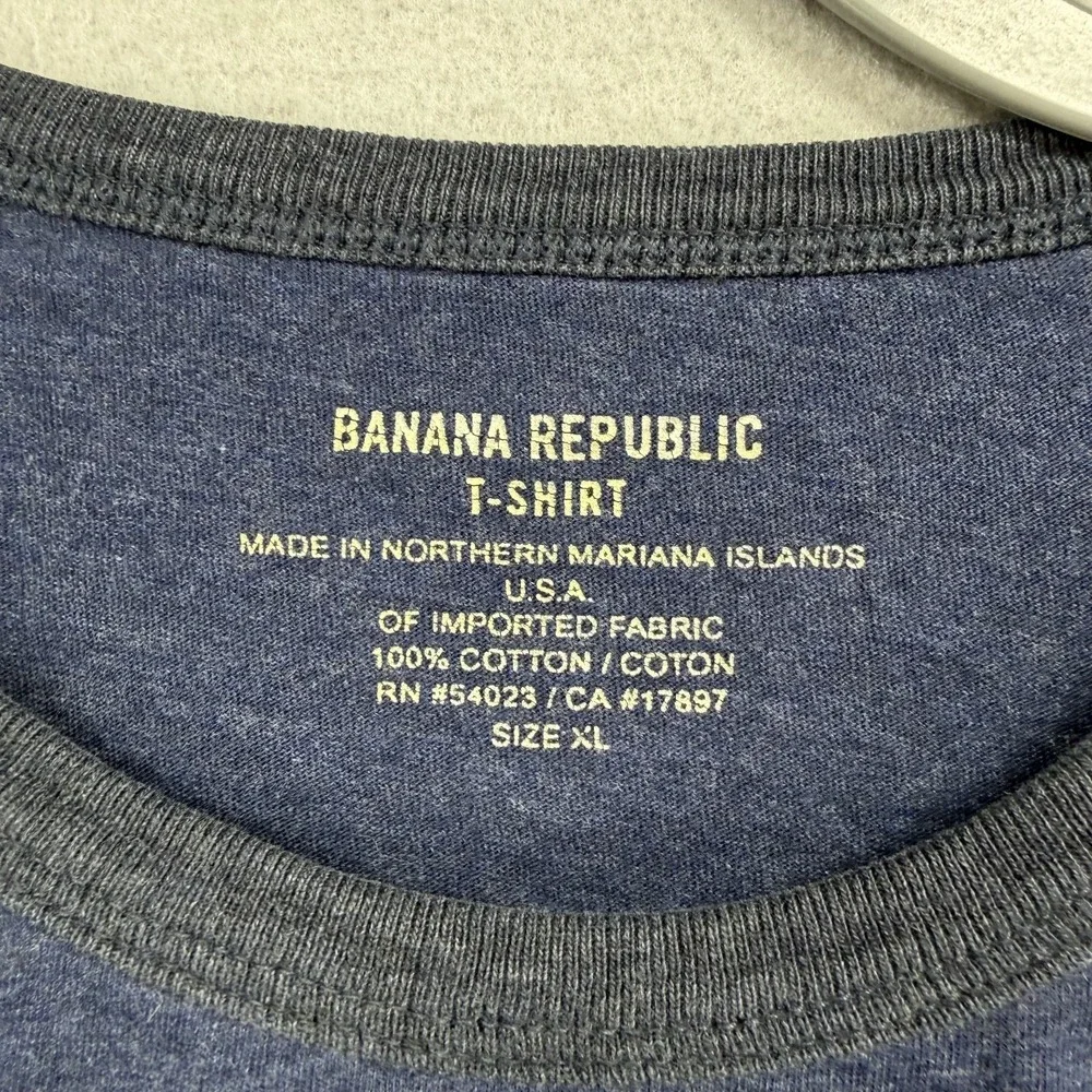 Banana Republic T Shirt Mens XL Blue Ringer Crew Neck Long Sleeve Tee Cotton USA